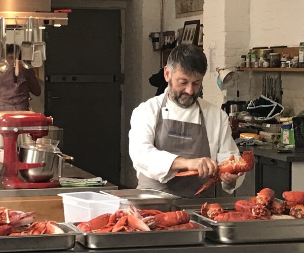 Chef Claude kocht Hummer